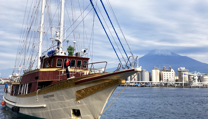 静岡県富士市 田子の浦港にて 帆船オーシャンプリンセス号による